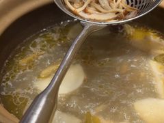-邹开喜·炭炉鸡煲·海鲜火锅(虹口足球场店)