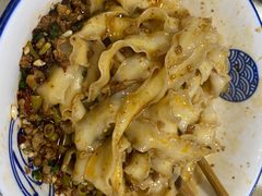素椒炸酱刀削面-吴记喜利来老面馆(新光华街店)