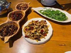 -隔壁老王·家常云南菜(花巷店)