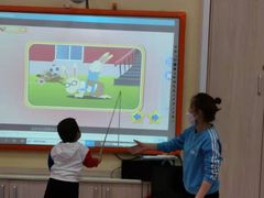 -红黄蓝成长中心(公益西桥校区)