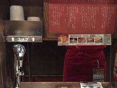 餐具摆设-一蘭拉面(新宿中央东口店)