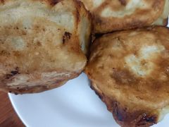 -宝瑞门钉肉饼店