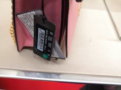 -伦敦比斯特购物村