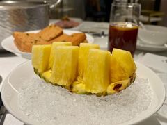 餐前果盘-红雀围·海鲜火锅(陆家嘴中心店)