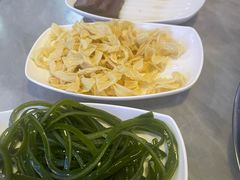 -光头药膳鸡(莱茵小镇店)