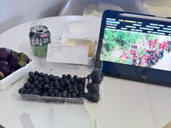 -涨巢·潮玩水疗局