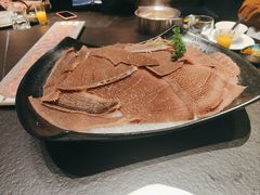 -海上明月海鲜火锅 鲜切牛肉