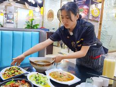 -醉美云南·云南菜主题餐厅(昆明站北京路双龙商场店)