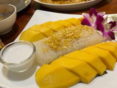-Dang restaurant (patong phuket)