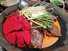 -四小区火锅·巷子里的重庆火锅(花照壁店)