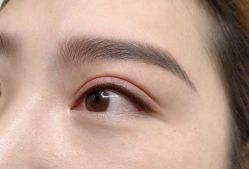 -轻妆Feel·半永久纹眉眼线