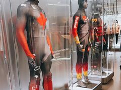 -迪桑特DESCENTE(北京三里屯BLANC店)