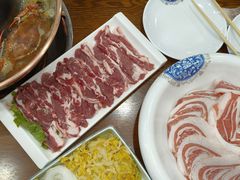 -楼外楼大刀肉传统火锅居(博学路店)