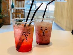 充满色素感的饮品-Cheevit Cheeva(Sirimangkalajarn)
