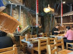 -破瓦寒窑·地摊烤羊排