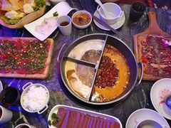 -热火朝天鲜切牛肉火锅(南强街巷店)