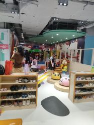 -利奥梦幻主题乐园(爱琴海购物公园店)