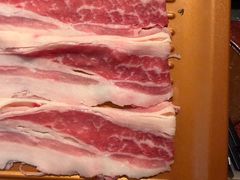 -牛YO寿喜烧·铁板烧和牛火锅自助(市府恒隆店)