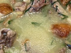 -梦都海鲜酒家(万达广场江桥店)