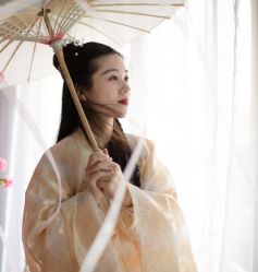 -汉仪华裳汉服馆(打浦桥店)