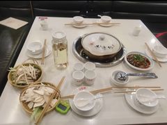 -土连锅·现熬养生汤锅(梁家巷店)