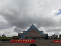 -上海市龙华烈士陵园