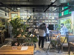 -谷咖啡·鲜花绿植花园餐厅