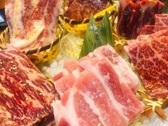 -肉魁屋·烧肉·烧鸟·酒场(高新店)