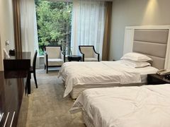 -上海怡沁园度假酒店