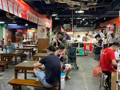 大堂-食上东新街美食街区(民乐新都会店)