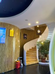 -比华利美容医院