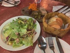 -羽深肉铺 Steak & Wine