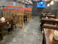 -老蚌埠烤串·新派烧烤·油边王(工农路店)