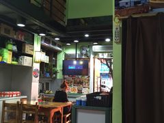 -大富蚝乌东哥饭店·石锅鱼杂·柠檬鸭(革新路店)