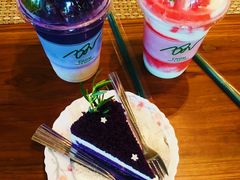 -Chom Cafe and Restaurant