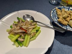 -成隆行·蟹王府(淮海店)