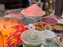 -鸿姐老火锅(疁城新天地店)