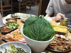 -青瓦餐厅·生鱼片·韩园烤肉(西塔店)