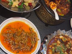 -万重锦·人文川菜馆(骡马市店)