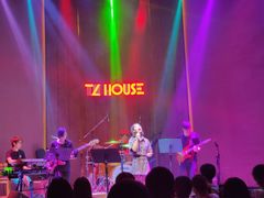 -TZ House音乐现场(来福士中心店)