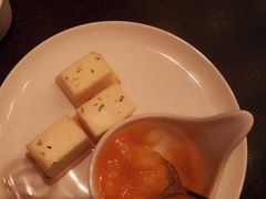 -The lounge 柏悦酒店大堂酒廊(上海环球金融中心店)