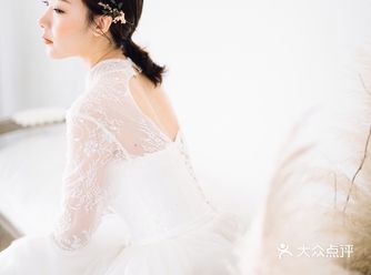 一组小清新新娘风格～ 妆发：李学淼