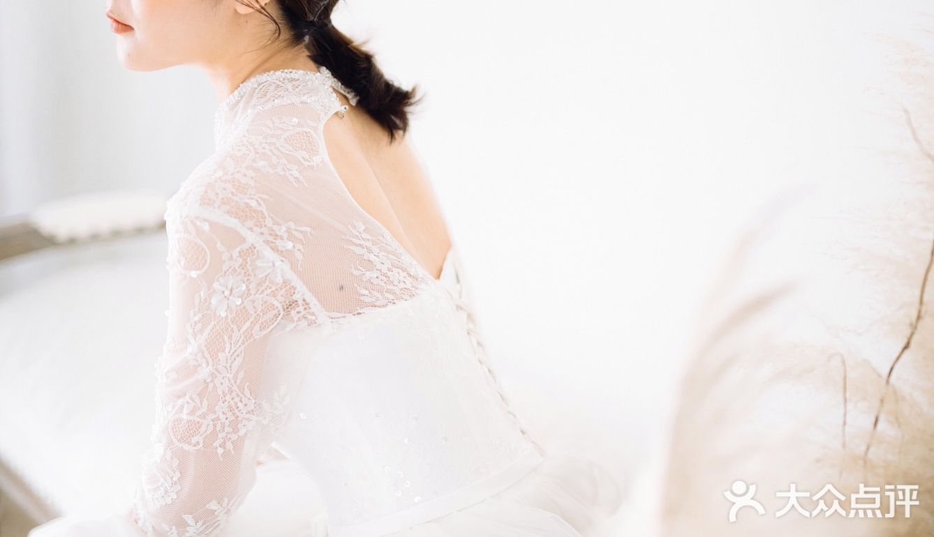 一组小清新新娘风格～ 妆发：李学淼