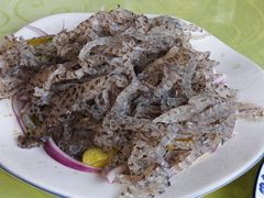 -雪湖煜辰鱼头老店(雪野湖店)