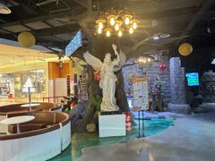 -暴风岛沉浸式体验馆(百联世纪店)