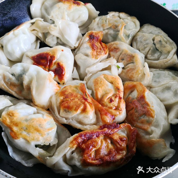 今日早餐：油煎馄饨 早餐时间比较紧张，怎么方便怎么来