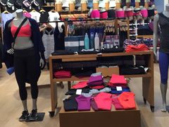 -lululemon athletica(希慎广场店)
