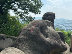 -灵岩山风景区