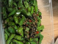榄菜肉末四季豆-明腾壹间茶餐厅(新都会花园广场店)