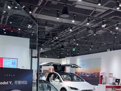 -TESLA 特斯拉(北京颐堤港体验店)